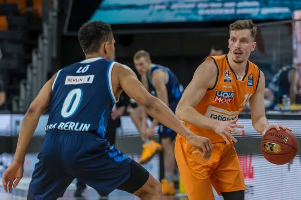 我们都有理 我们都有理