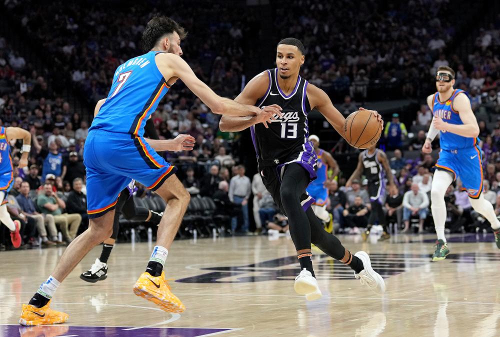 局中保持了 局中保持了